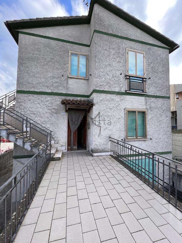 casa indipendente in vendita ad Avigliano Umbro