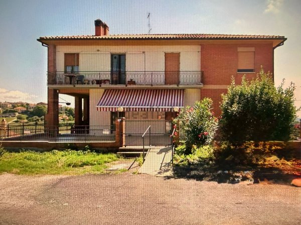 appartamento in vendita ad Avigliano Umbro