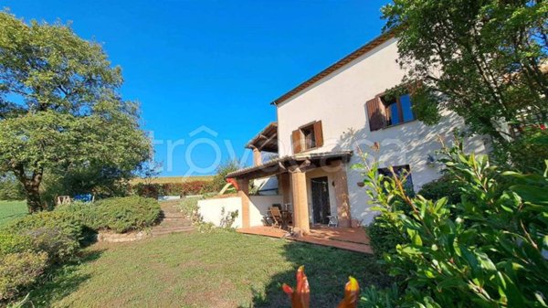 appartamento in vendita ad Avigliano Umbro in zona Dunarobba