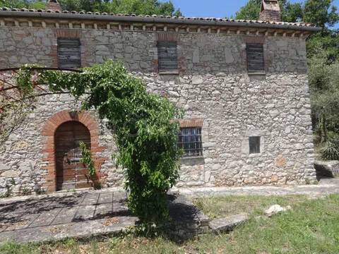 casa indipendente in vendita ad Avigliano Umbro in zona Santa Restituta