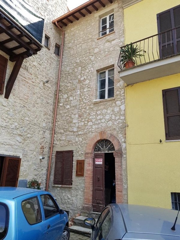 casa semindipendente in vendita ad Avigliano Umbro