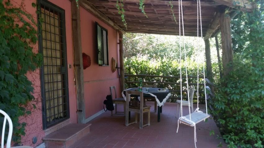 casa indipendente in vendita ad Avigliano Umbro in zona Dunarobba