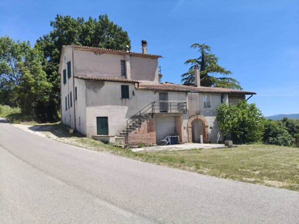 casa indipendente in vendita ad Avigliano Umbro