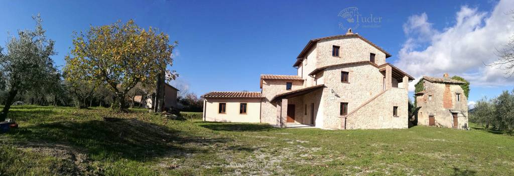 casa indipendente in vendita ad Avigliano Umbro in zona Sismano