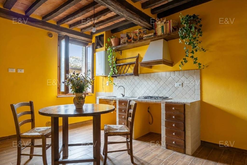 casa indipendente in vendita ad Avigliano Umbro in zona Dunarobba