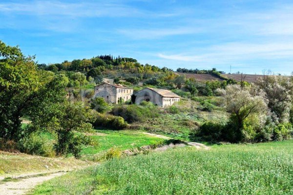 casa indipendente in vendita ad Avigliano Umbro in zona Sismano