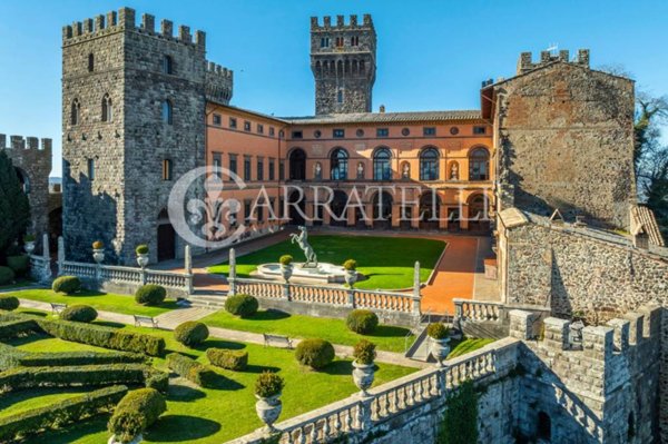 casa indipendente in vendita ad Acquapendente in zona Torre Alfina