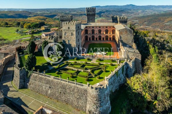 casa indipendente in vendita ad Acquapendente in zona Torre Alfina