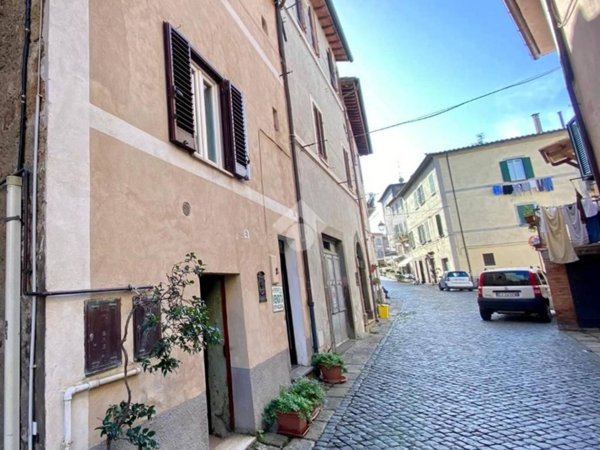appartamento in vendita ad Acquapendente