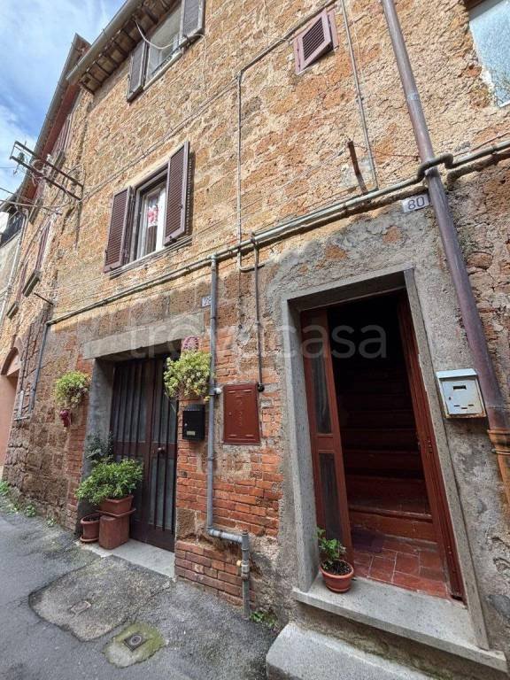 appartamento in vendita ad Acquapendente