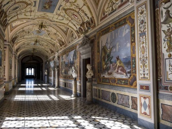 intera palazzina in vendita ad Acquapendente in zona Torre Alfina