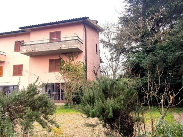 casa indipendente in vendita ad Acquapendente
