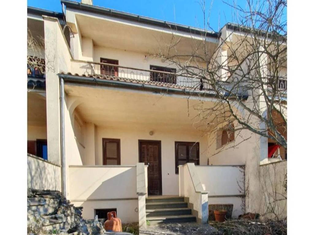 casa indipendente in vendita ad Acquapendente
