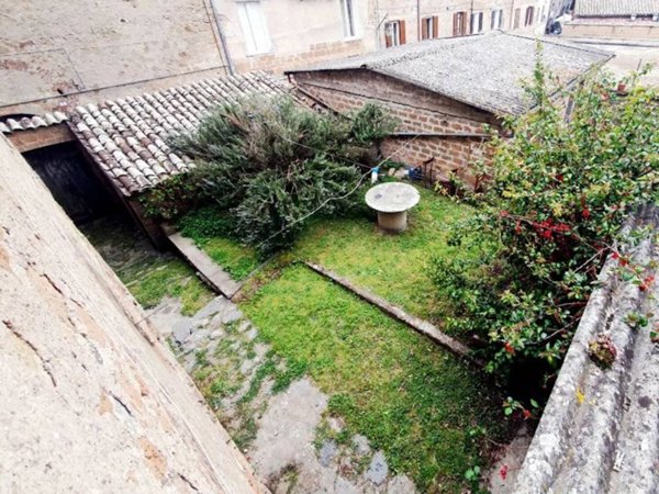 appartamento in vendita ad Acquapendente