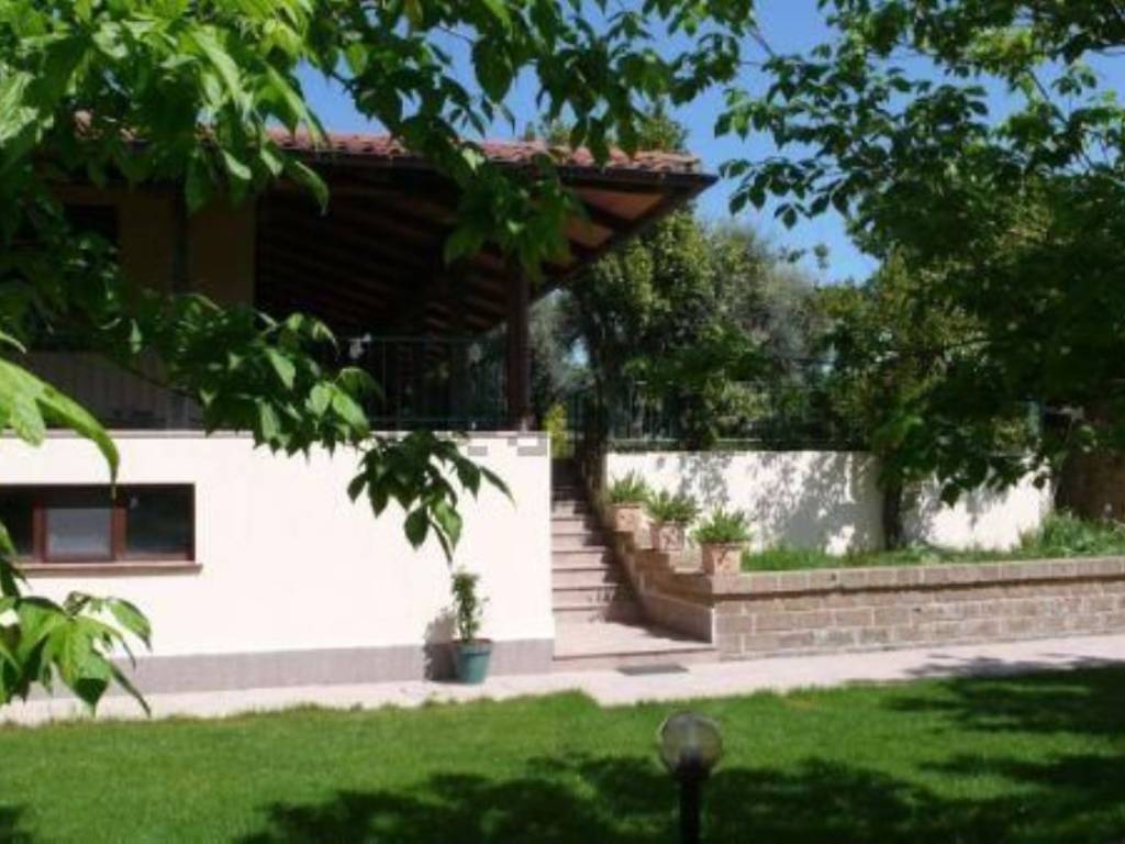 casa indipendente in vendita ad Acquapendente