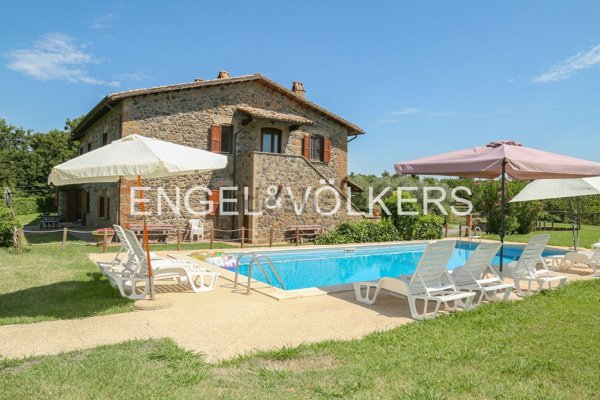 casa indipendente in vendita ad Acquapendente