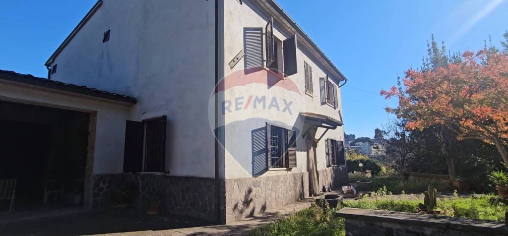 casa indipendente in vendita ad Acquapendente