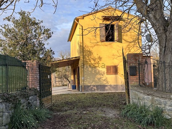 casa indipendente in vendita ad Acquapendente