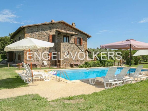 casa indipendente in vendita ad Acquapendente