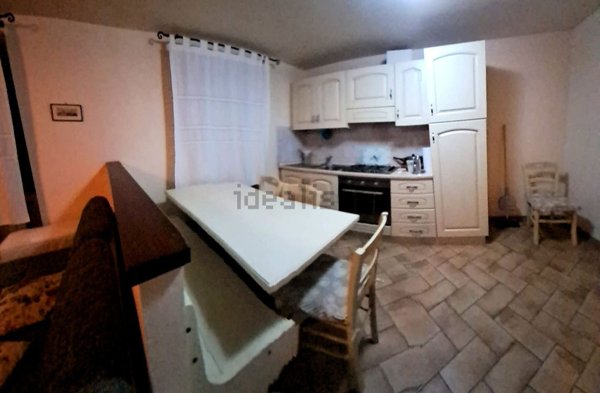 appartamento in vendita ad Acquapendente in zona Trevinano