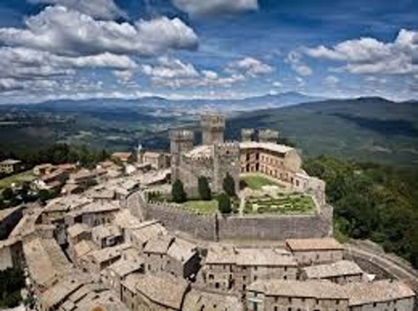 appartamento in vendita ad Acquapendente in zona Torre Alfina