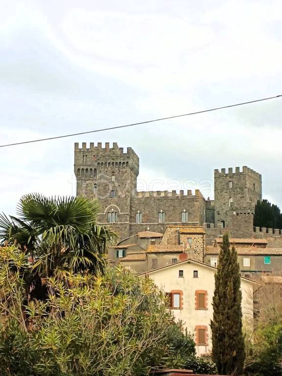 casa indipendente in vendita ad Acquapendente in zona Torre Alfina