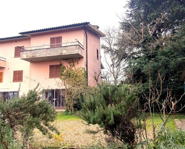 casa indipendente in vendita ad Acquapendente