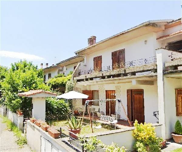 casa indipendente in vendita ad Acquapendente