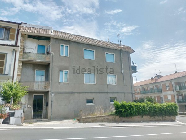 appartamento in vendita ad Arlena di Castro