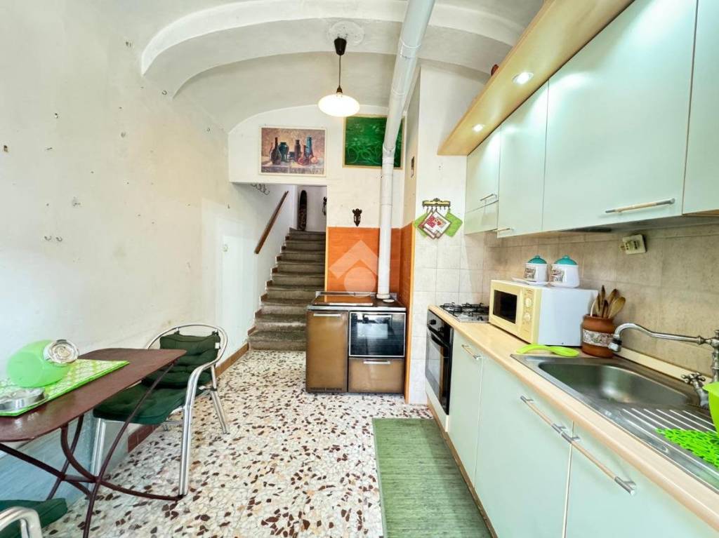 appartamento in vendita ad Arlena di Castro