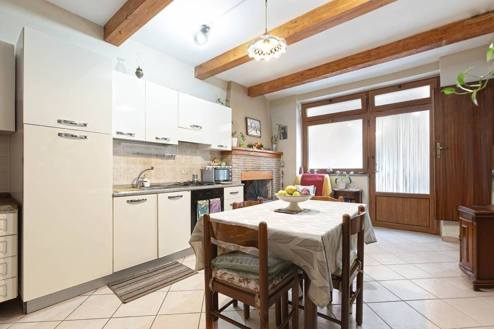 casa indipendente in vendita ad Arlena di Castro