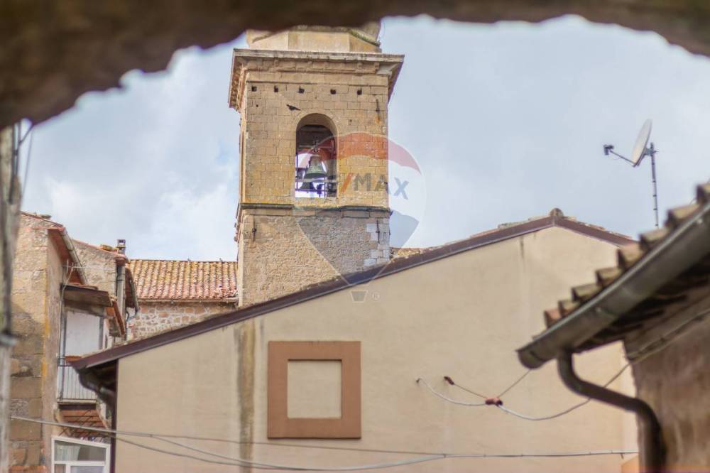 appartamento in vendita ad Arlena di Castro