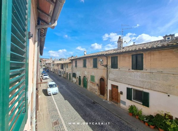 casa indipendente in vendita ad Arlena di Castro