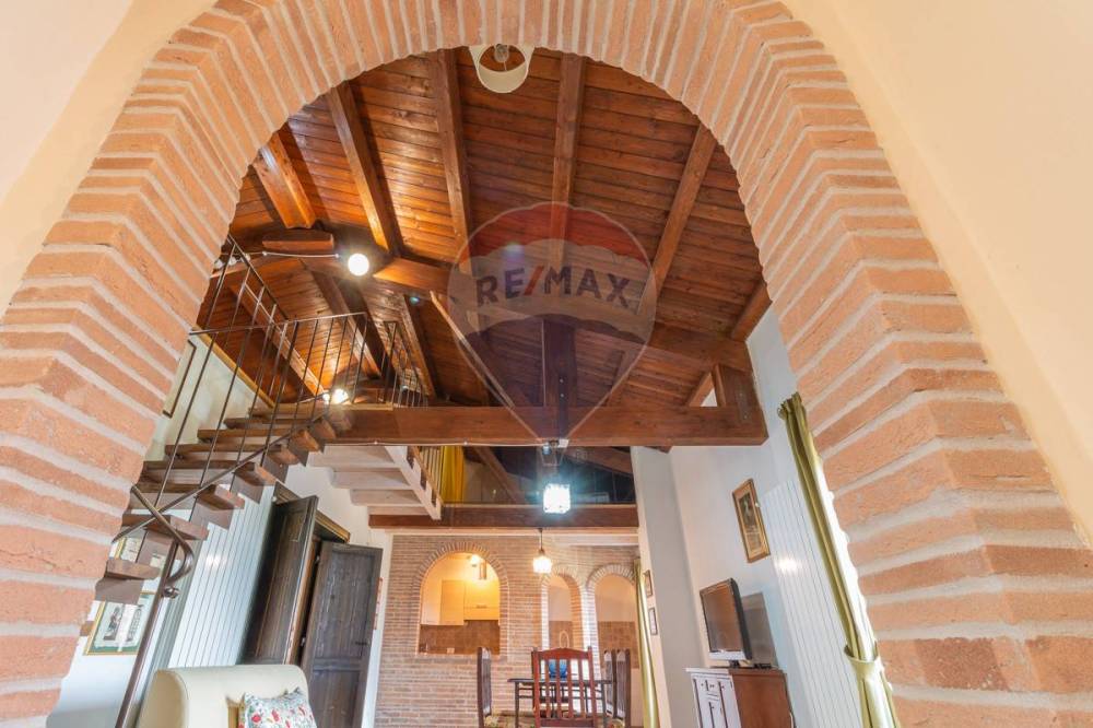 appartamento in vendita ad Arlena di Castro