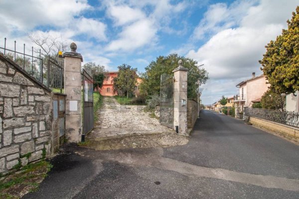 casa indipendente in vendita ad Arlena di Castro