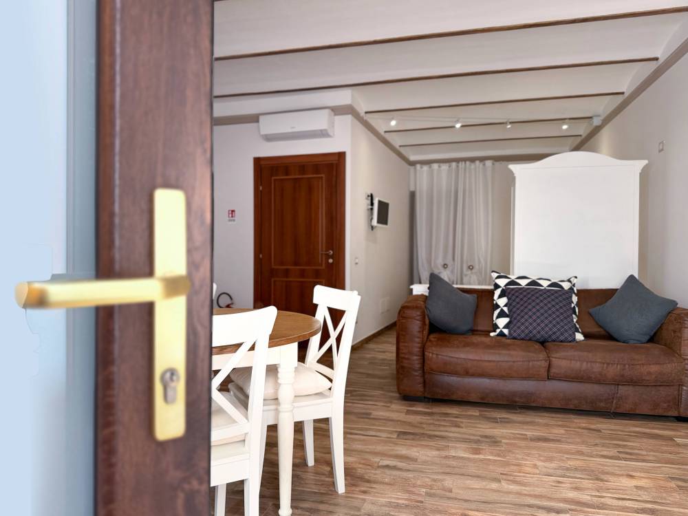 appartamento in vendita ad Arlena di Castro