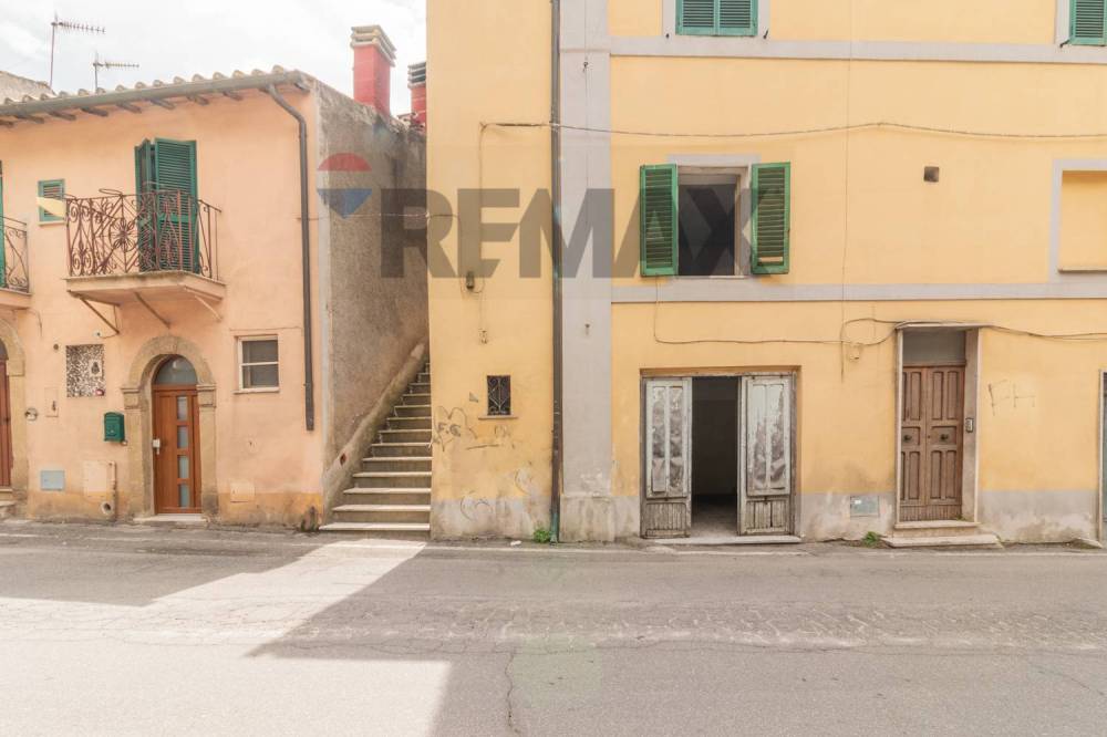 appartamento in vendita ad Arlena di Castro