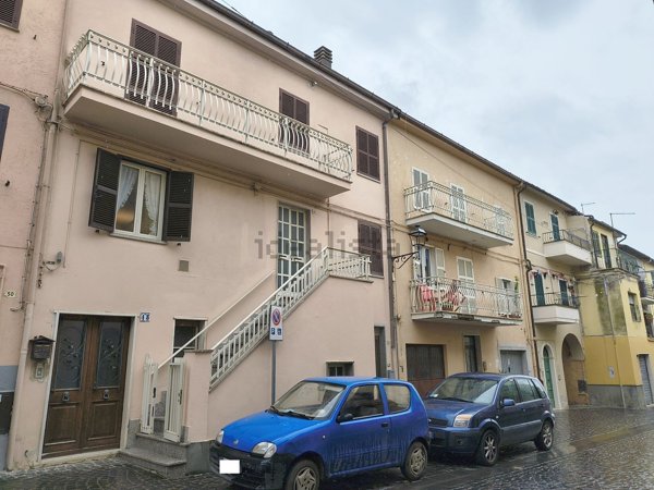 appartamento in vendita ad Arlena di Castro