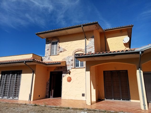 casa indipendente in vendita a Bagnoregio