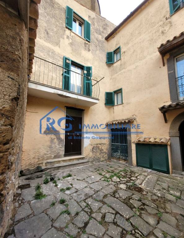 casa indipendente in vendita a Bagnoregio