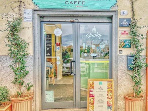 negozio in vendita a Bagnoregio