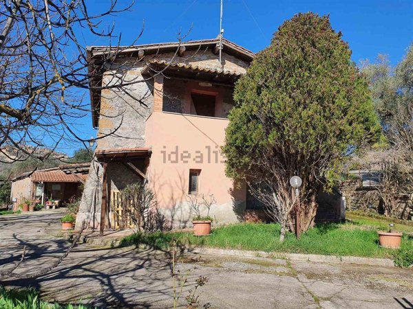 pentavano in vendita a Bagnoregio