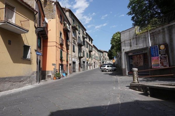casa semindipendente in vendita a Bagnoregio