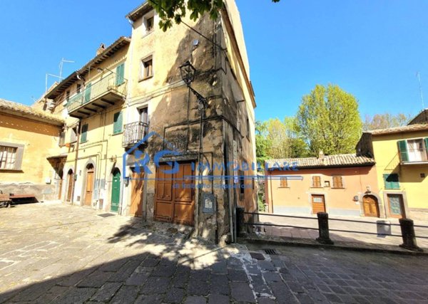 casa indipendente in vendita a Bagnoregio