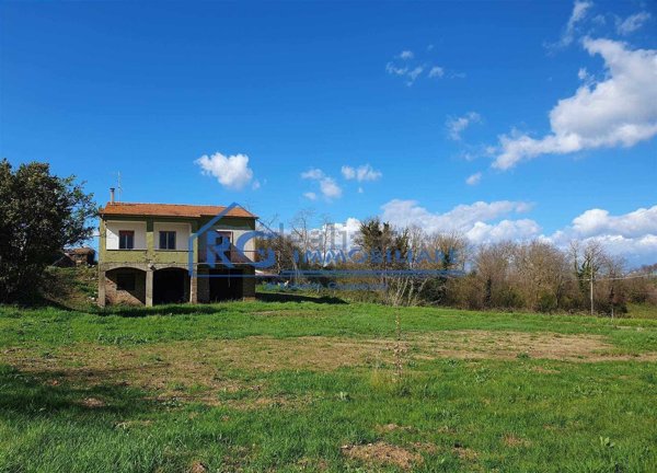 appartamento in vendita a Bagnoregio in zona Vetriolo