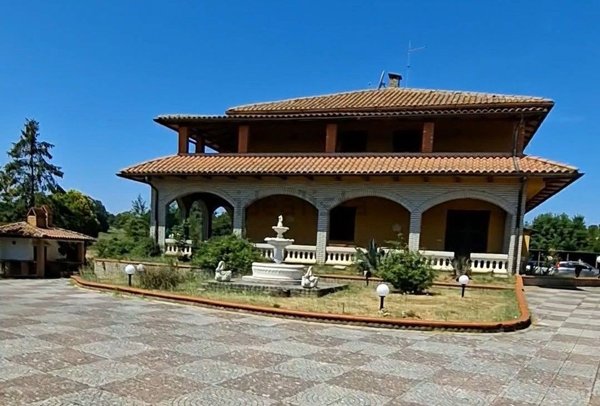 casa indipendente in vendita a Bagnoregio