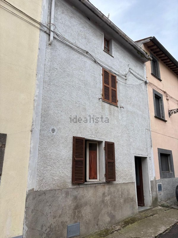 appartamento in vendita a Bagnoregio in zona Castel Cellesi