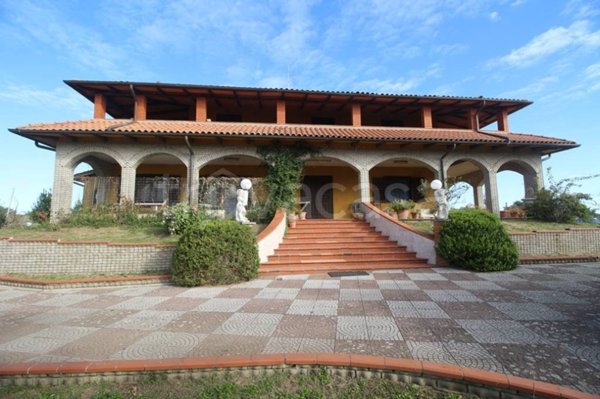 casa indipendente in vendita a Bagnoregio