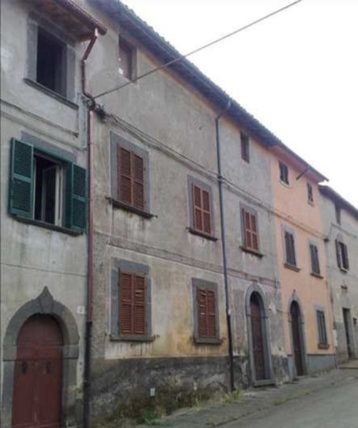 casa indipendente in vendita a Bagnoregio