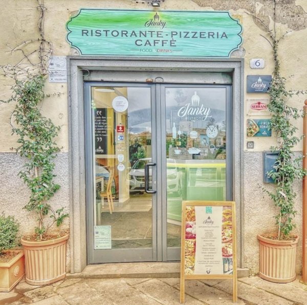 negozio in vendita a Bagnoregio